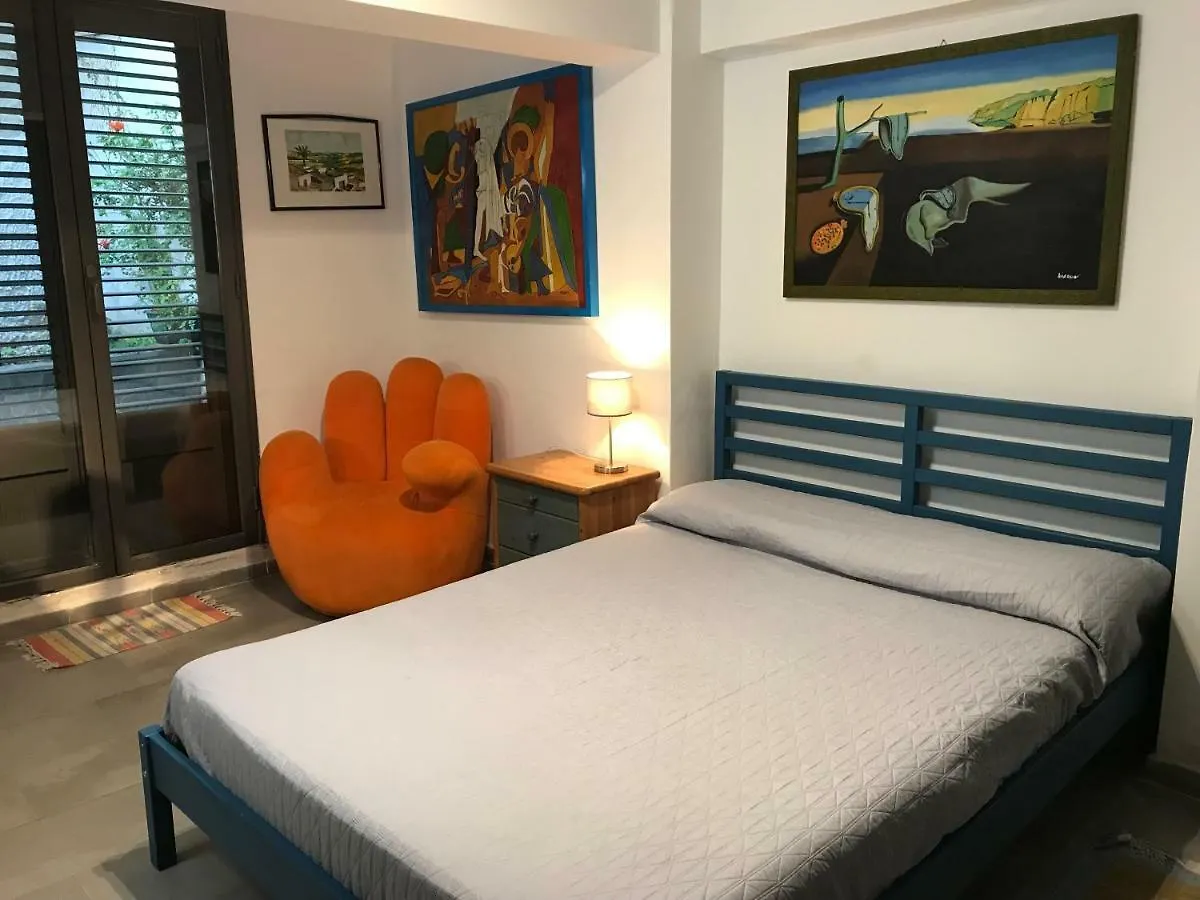 Villa Le Lanterne Pool&Relax Mondello 0*,  Italia