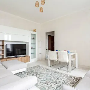 https://suite-reale-vicino-malpensa-con-wifi-e-netflix.it-lombardy.com